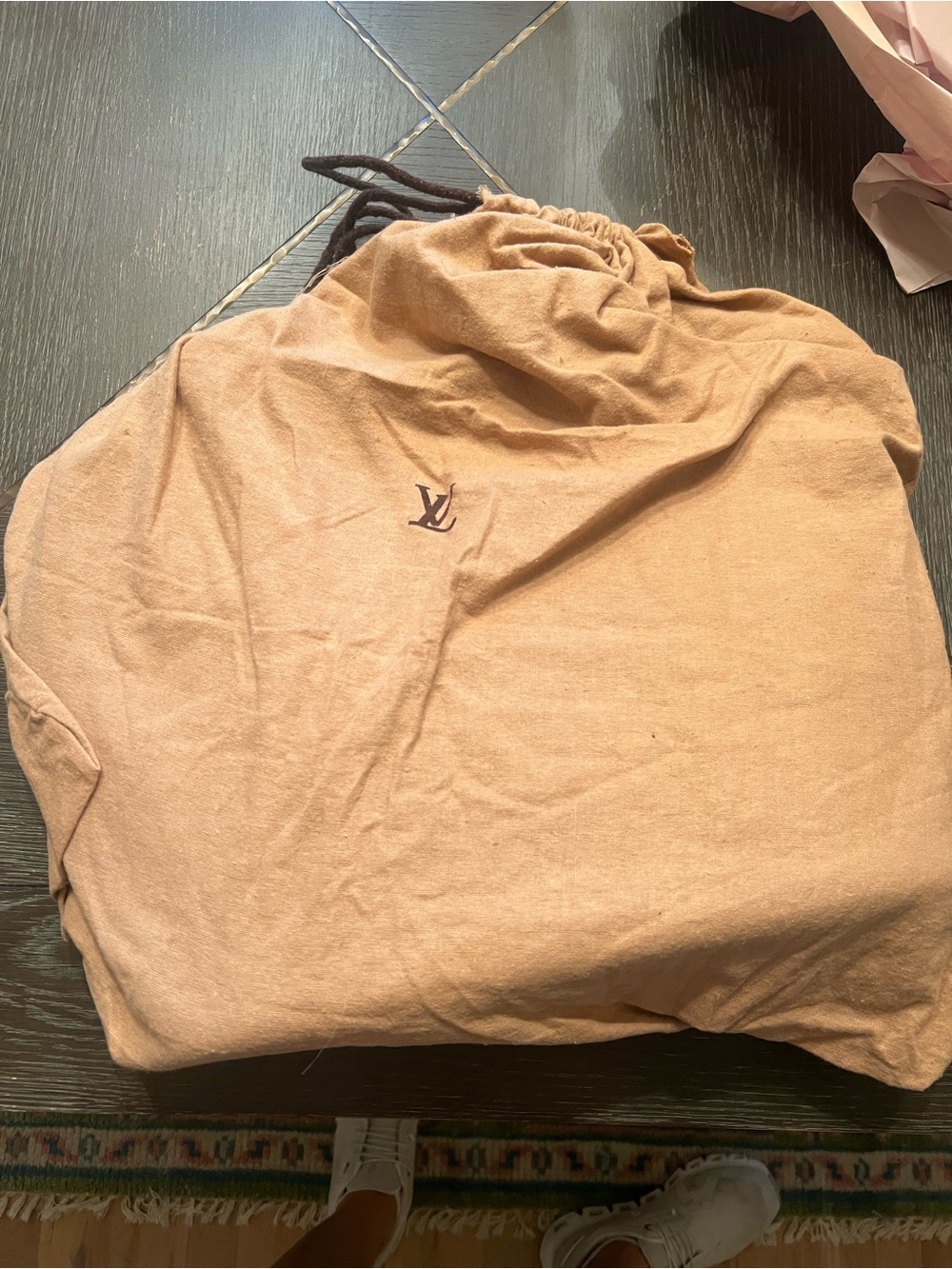 Louis Vuitton Babylone Purse
